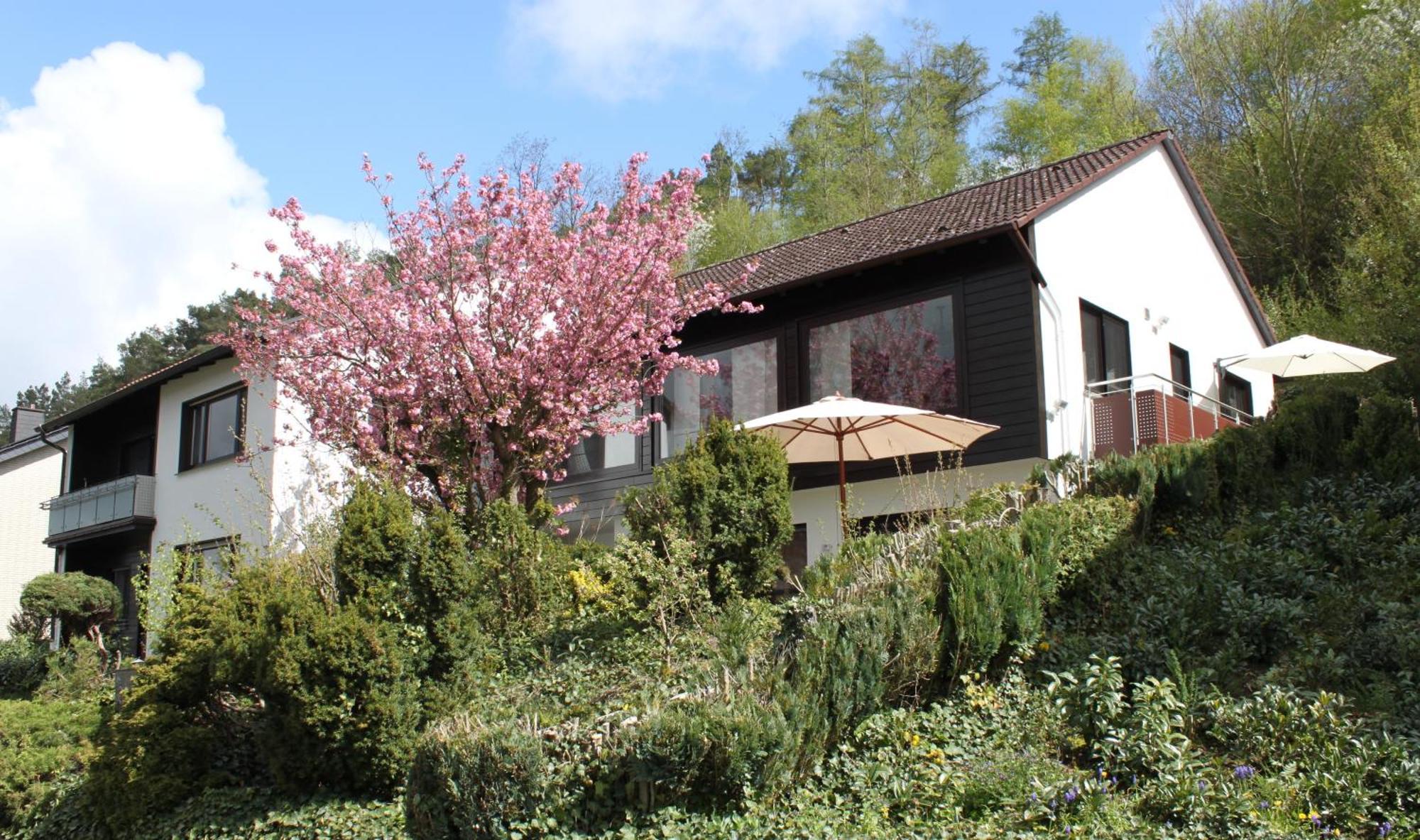 Ferienwohnung "Kirchblick" Im Ferienhaus Blumenhain Bad Wünnenberg Kültér fotó